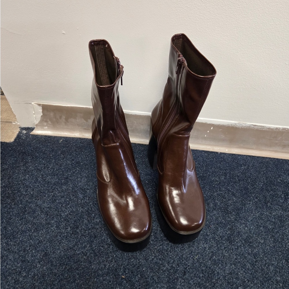 Brown Platform Boots - Picture 3 of 7